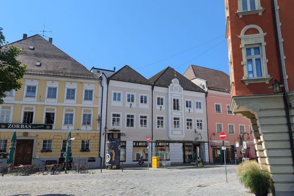 Attraktive Gewerbeimmobilien in Vilshofen an der Donau Vilshofen a. d. Donau - Gewerbeimmobilie in der Innenstadt