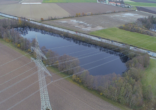 Fischweiher mit Steg und Biotop in Parkstetten! - Titelbild