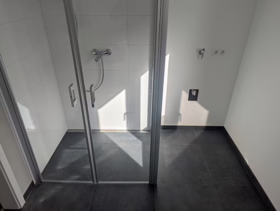 JETZT AFA 5% sichern! Neubauwohnung mit Aufzug im KFW 55 Stand! - Bad (68832)