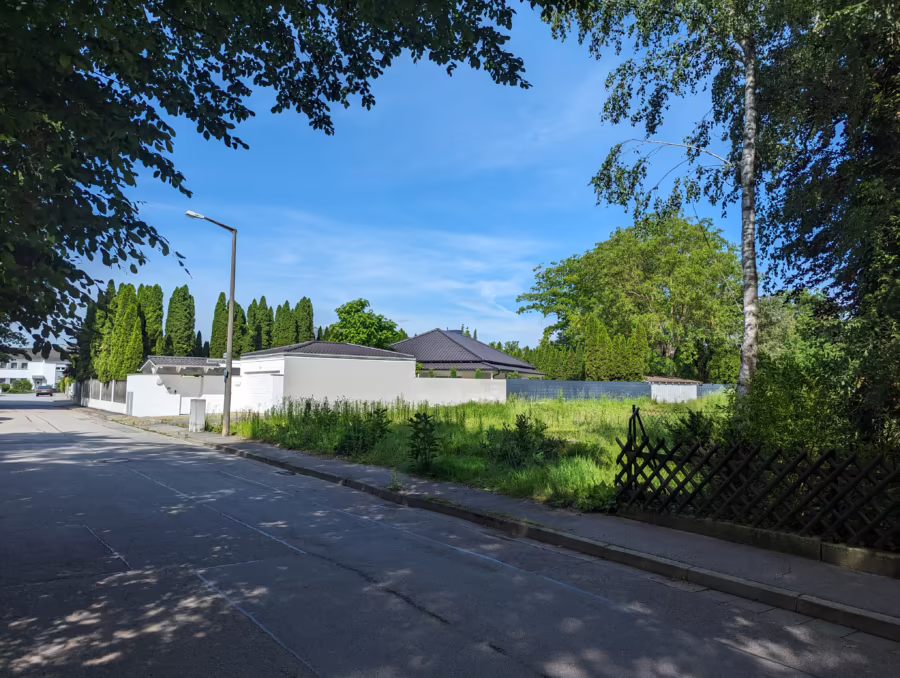 Wohnen in sehr beliebter Lage! BaugrundstĂĽck in familienfreundlicher Wohnsiedlung in Alburg - Baugrund (70140)
