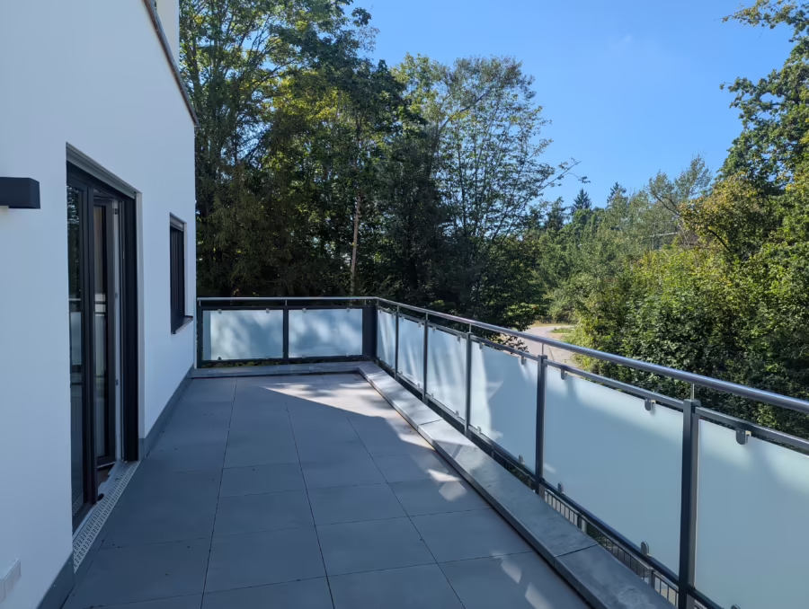 Wohltuende Wohnlage! Exklusive Neubauwohnung mit hochwertiger Ausstattung! - groĂźer Balkon (68446)