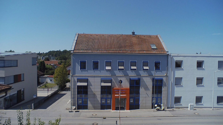 Ebenerdige Büro/Praxisfläche in guter Sichtlage ! - Immobilie (49581)