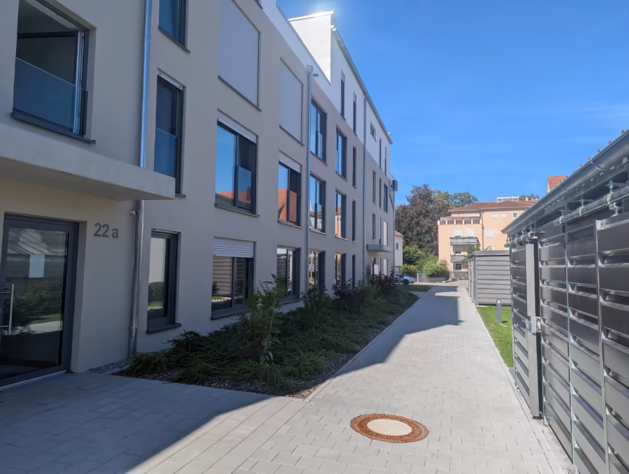 Ab sofort bezugsfertig! Neubauwohnung mit Garten in gefragter Lage naher der Innenstadt! - Immobilie (70627)