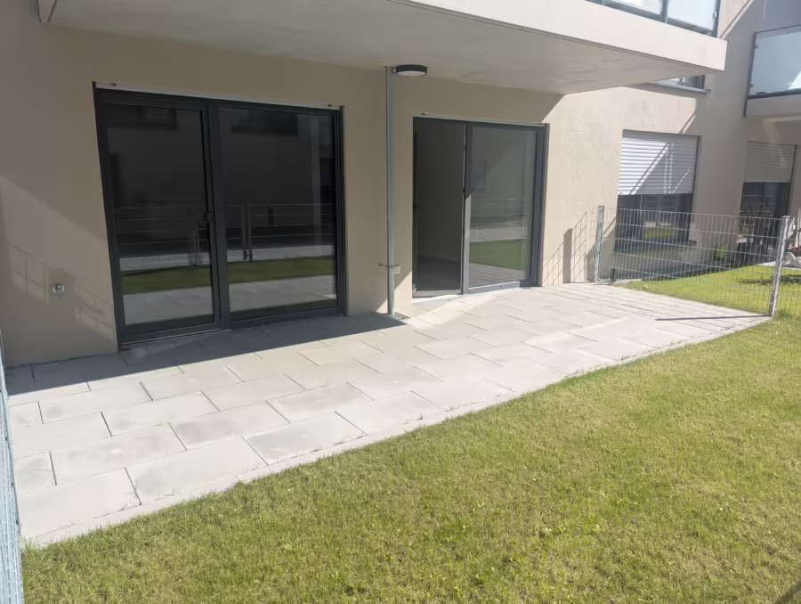 Ab sofort bezugsfertig! Neubauwohnung mit Garten in gefragter Lage naher der Innenstadt! - Terrasse/Garten (70615)