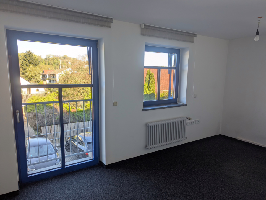 Boardinghouse, Mitarbeiterunterkunft ! Repräsentatives Wohn-/Bürogebäude in sehr guter Sichtlage! - PXL_20260423_070550550.MP (57327)