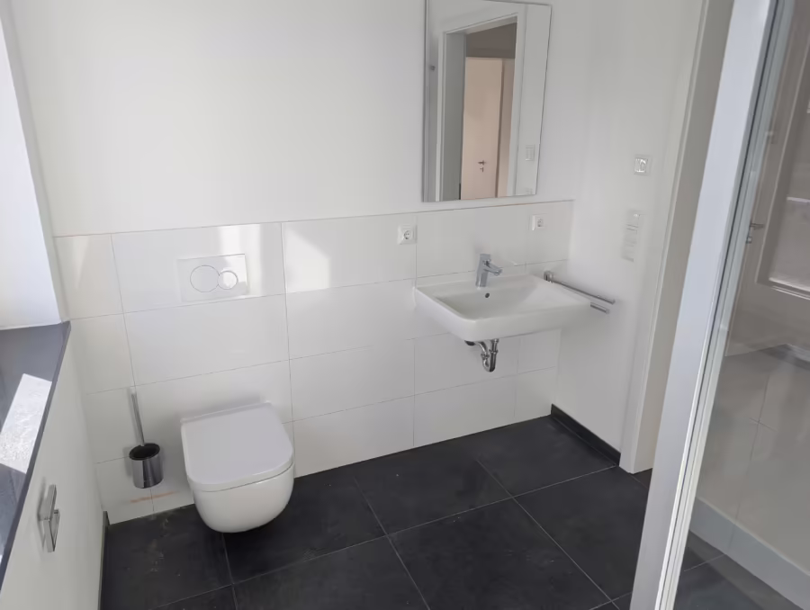 JETZT AFA 5% sichern! Neubauwohnung mit Aufzug im KFW 55 Stand! - Bad (68756)