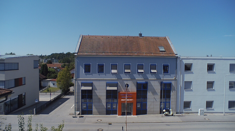 Repräsentatives Geschäfts-/Bürogebäude in sehr guter Sichtlage! - Immobilie (47688)