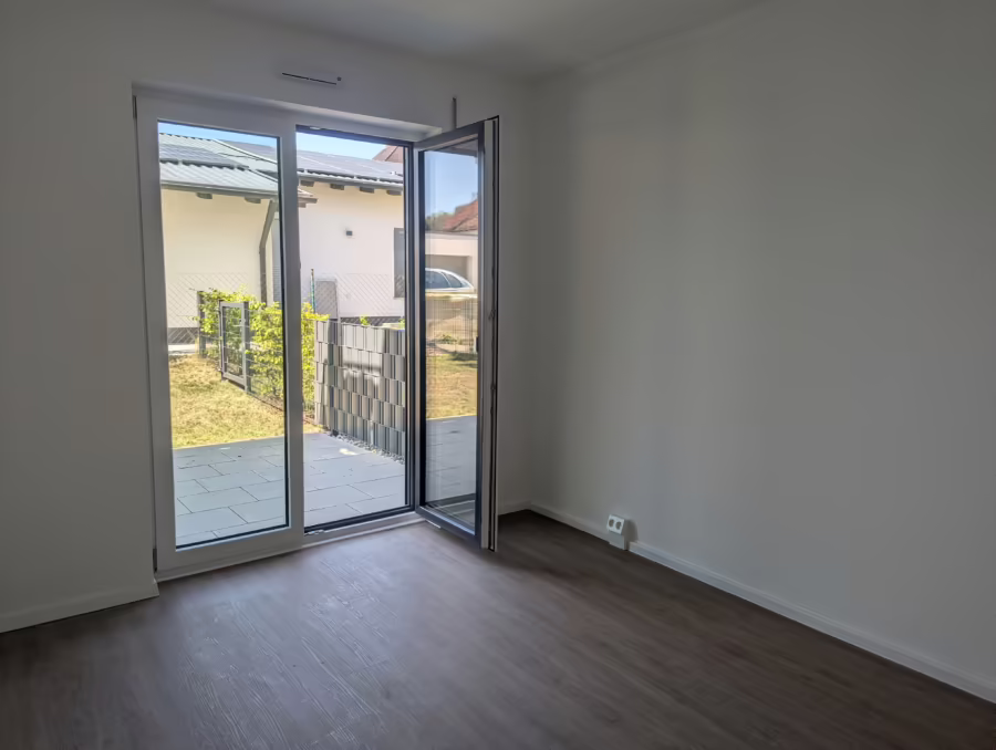 Neubauprojekt ! Zentrumsnahe und moderne 2-Zimmer Gartenwohnung! - Schlafzimmer (66823)