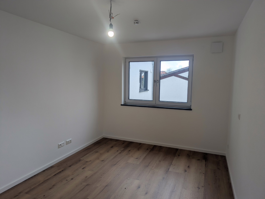 Ruhige Wohnlage! Exklusive Neubauwohnung mit hochwertiger Ausstattung und Balkon! - Bild (51893)