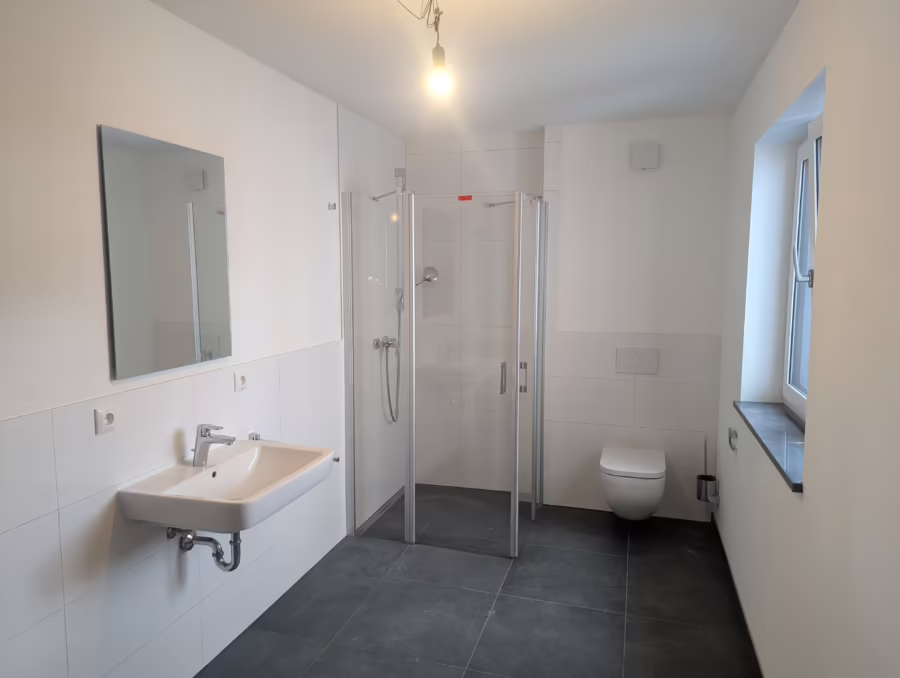 JETZT AFA 5% sichern! Neubauwohnung mit Aufzug im KFW 55 Stand! - Bad (68736)
