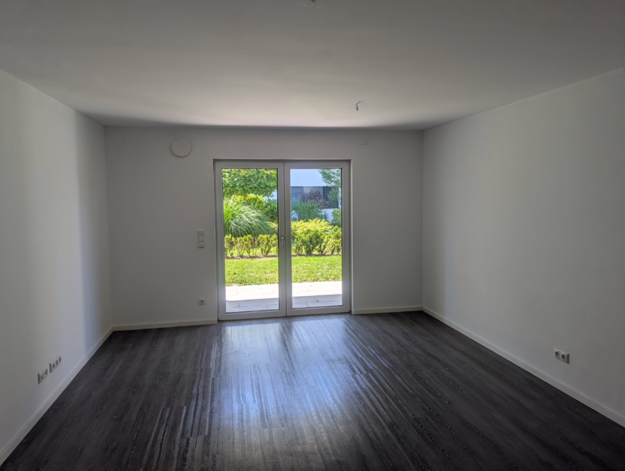 Ruhige Wohnlage! Neuwertige 2-Zimmer Gartenwohnung in ruhiger Lage! - . (63574)