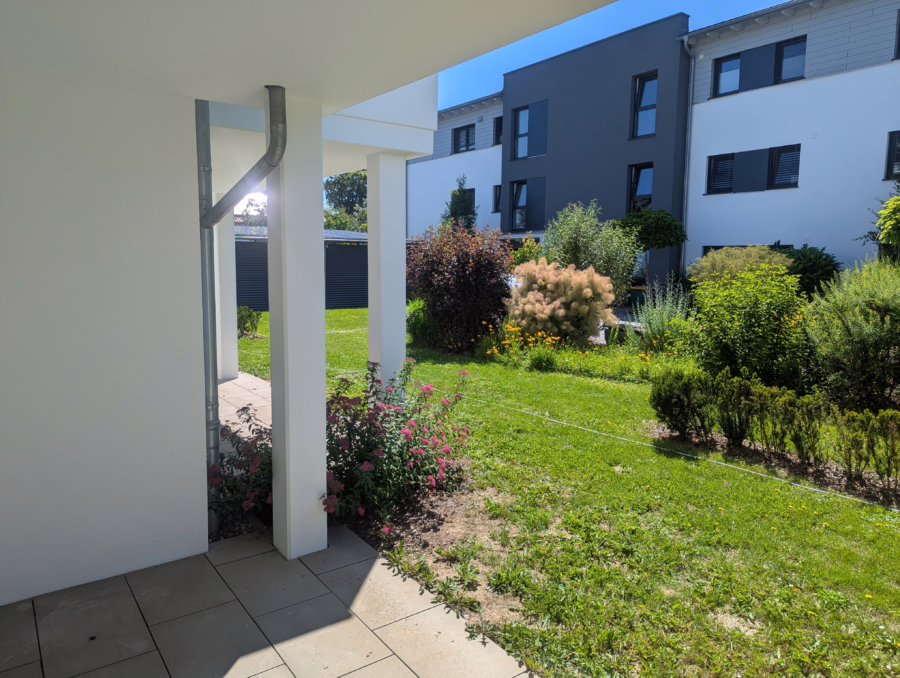 Ruhige Wohnlage! Neuwertige 2-Zimmer Gartenwohnung in ruhiger Lage! - . (63580)