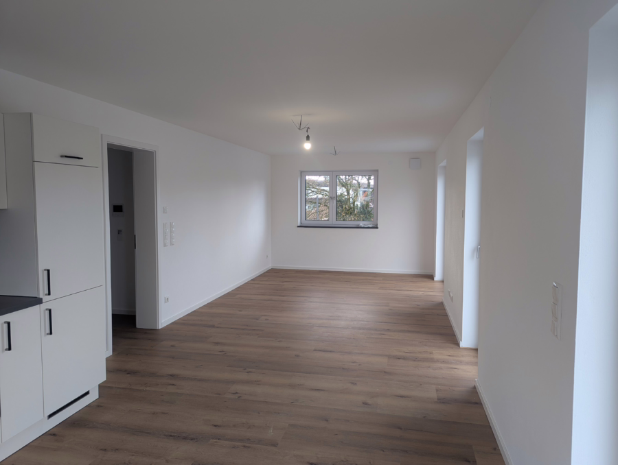 KFW 55 Energieeffizienzhaus! Neubauwohnung mit großen Balkon in wohltuender Umgebung! - Bild (51908)