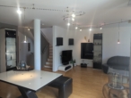 Wohnzimmer - Ruhige Lage in Straubing/Ittling! Hochwertig erbaute und gepflegte Doppelhaushälfte mit Garten!