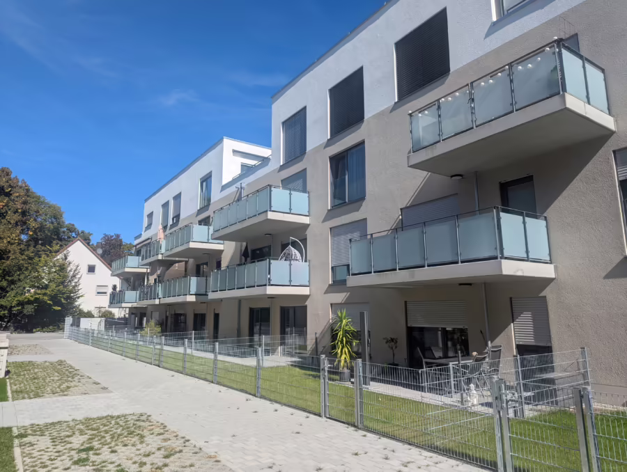 Neubauwohnung mit Balkon in gefragter Lage naher der Innenstadt! - Immobilie (70672)