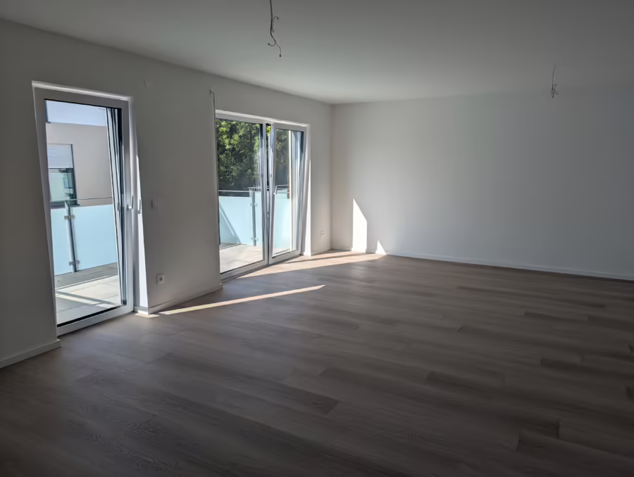 Neubauwohnung mit Balkon in gefragter Lage naher der Innenstadt! - Wohnen/Essen/Kochen (70668)