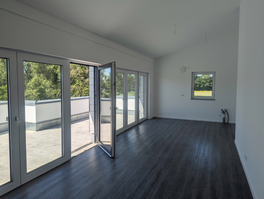 Unverbaubare Aussicht! Moderne Penthouse Wohnung mit großer Dachterrasse! - . (63410)