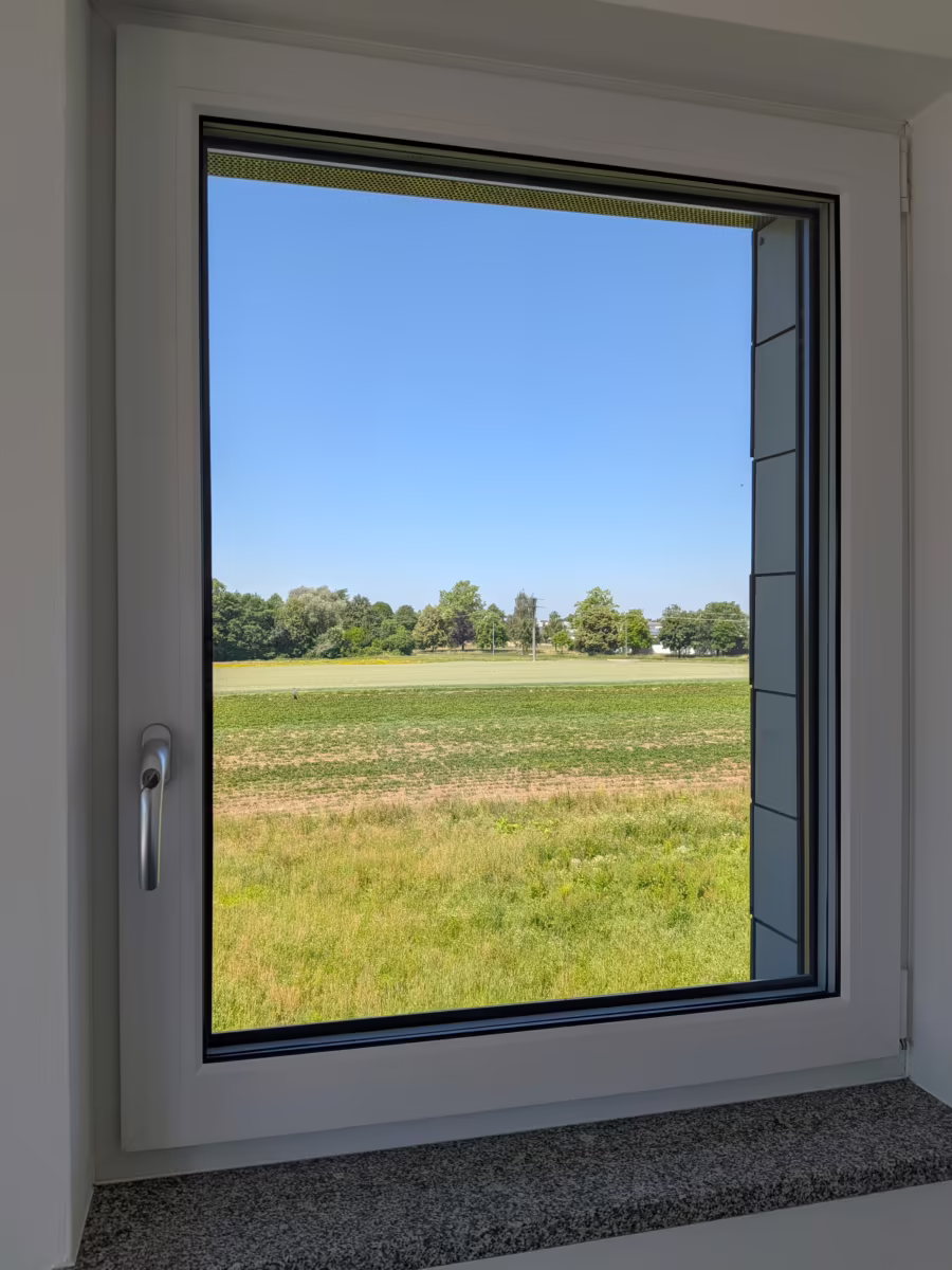 Unverbaubare Aussicht! Moderne Penthouse Wohnung mit großer Dachterrasse! - . (66073)