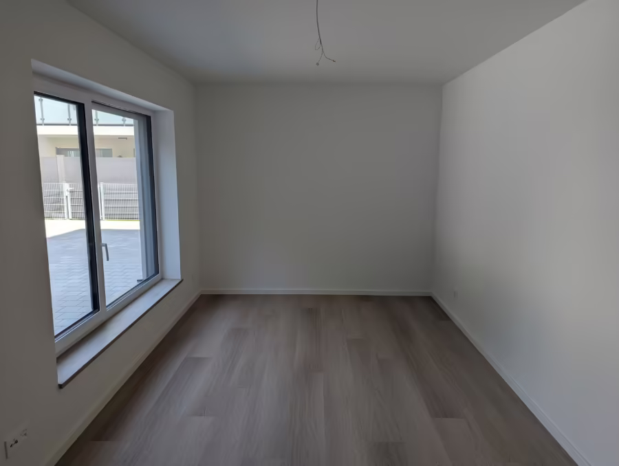Neubauwohnung mit Garten, EinbaukĂĽche, Badewanne/Dusche nahe der Innenstadt! - Schlafzimmer (69664)