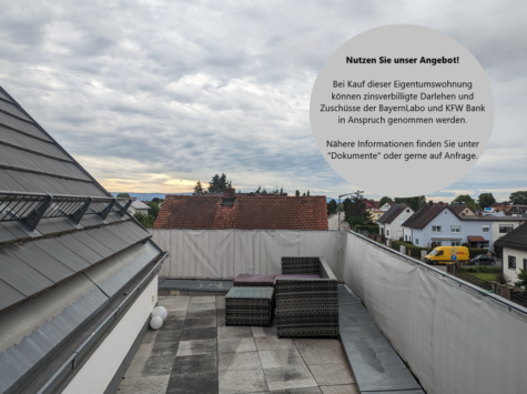 Neuwertige Wohnung (KFW 40) mit großer Dachterrasse und herrlichem Weitblick!, 94315 Straubing, Penthousewohnung
