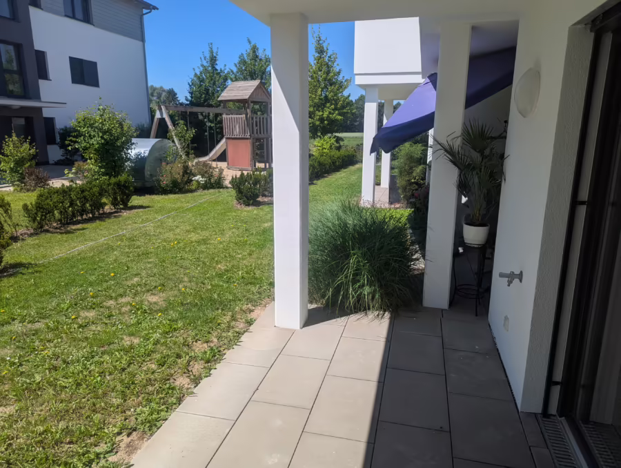 Ruhige Wohnlage! Neuwertige 2-Zimmer Gartenwohnung in ruhiger Lage! - . (72097)