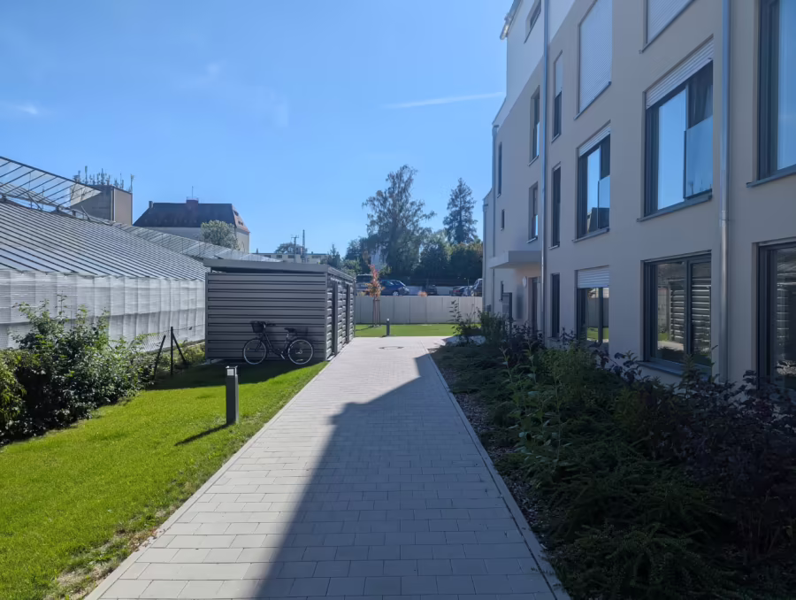 Ab sofort bezugsfertig! Neubauwohnung mit Garten in gefragter Lage naher der Innenstadt! - Immobilie (70488)