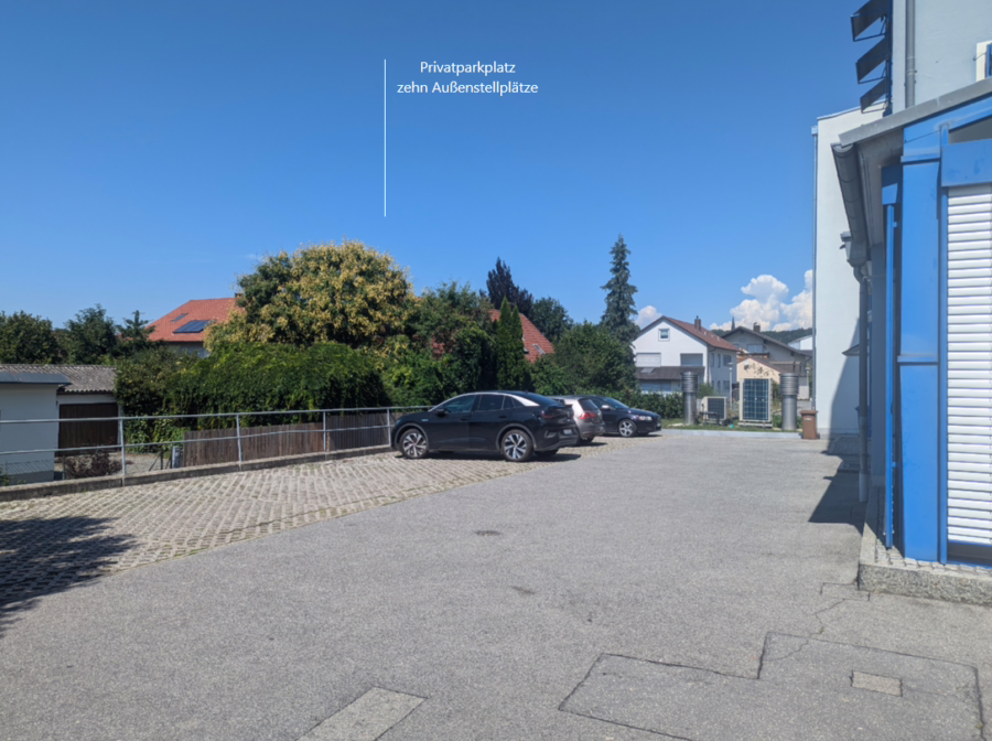 Repräsentatives Geschäfts-/Bürogebäude in sehr guter Sichtlage! - Privatparkplatz (57338)