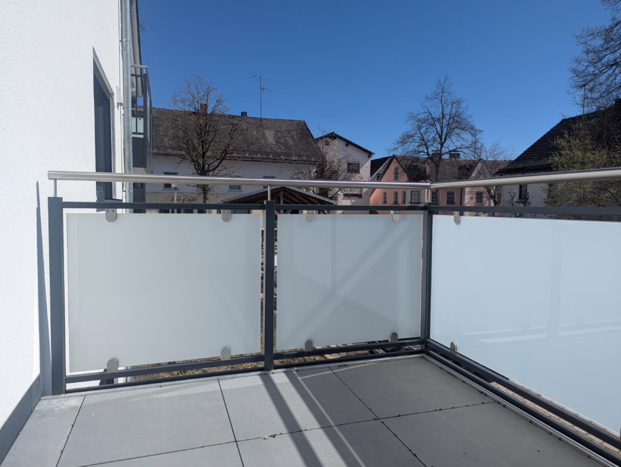 Neubauwohnung mit Aufzug und EBK im KFW 55 Stand! - Titelbild (55434)