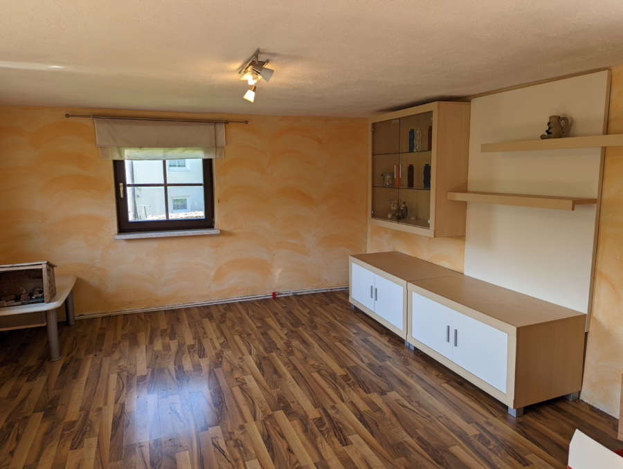 Einfamilienhaus mit ELW und großem Grundstück für Tierhaltung! - Schlafzimmer (48920)