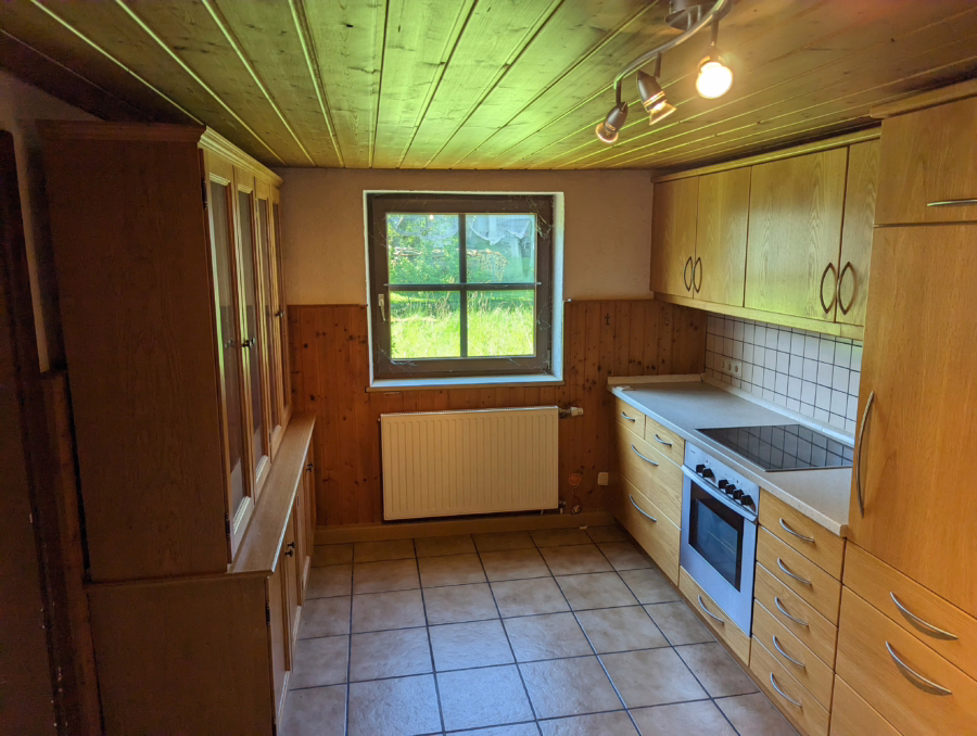 Einfamilienhaus mit ELW und großem Grundstück für Tierhaltung! - Küche (48918)