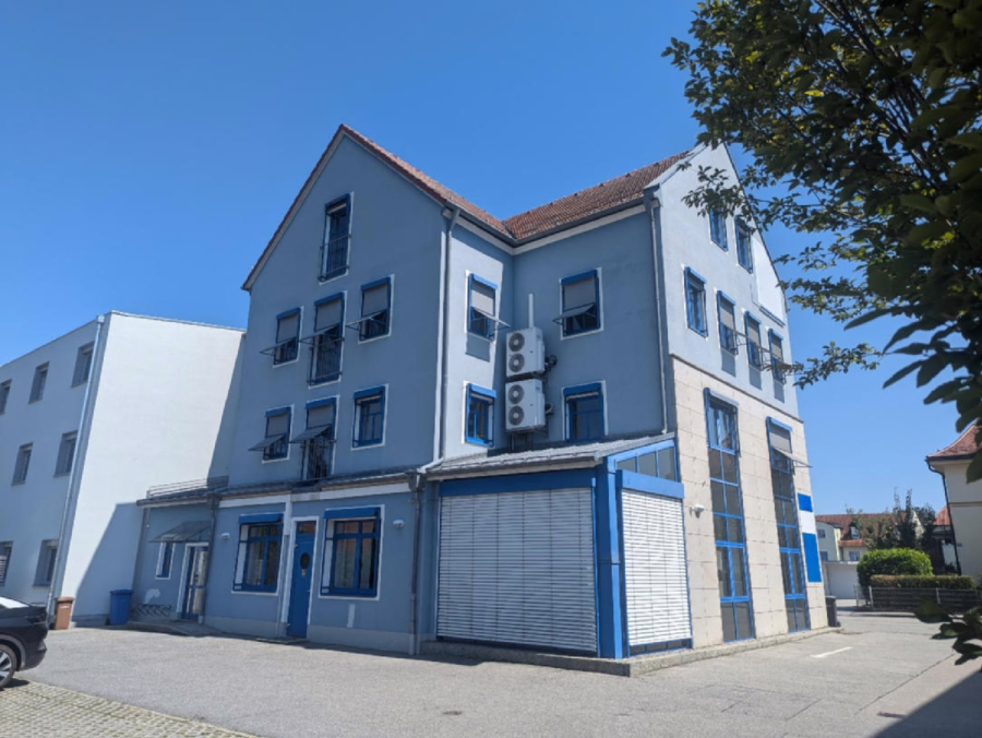 Büro/Praxisfläche im 1. Obergeschoss (opt. Aufzug) in guter Sichtlage ! - Immobilie (49595)