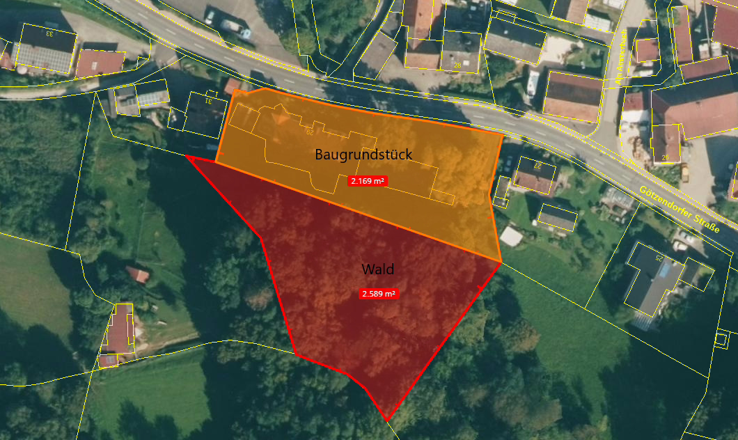 Baugrundstück / Wald
