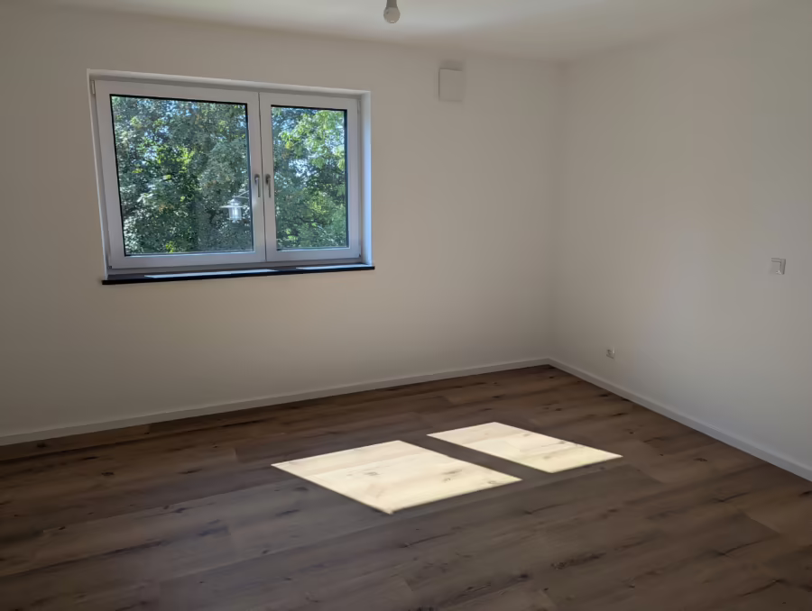 KFW 55 Energieeffizienzhaus! Neubauwohnung mit groĂźen Balkon in wohltuender Umgebung! - Schlafzimmer (68475)