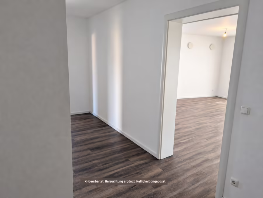 VON PRIVAT ! Neuwertige Wohnung mit zwei Balkone und Aufzug - Flur (73182)