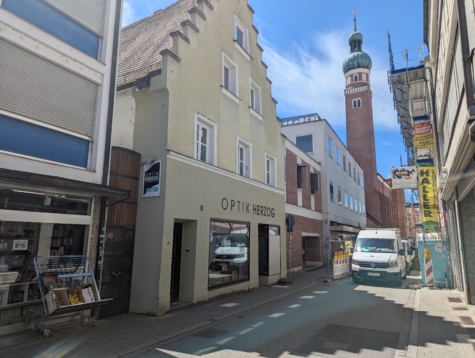 Wohn-/Geschäftshaus mit charmanter Altbauwohnung in der Innenstadt von Straubing!, 94315 Straubing, Stadthaus